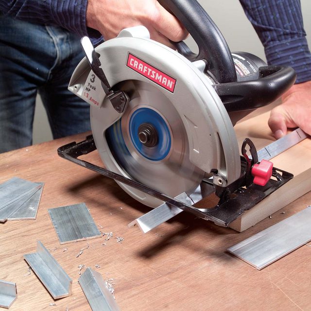 Cut the aluminum hanger cleats