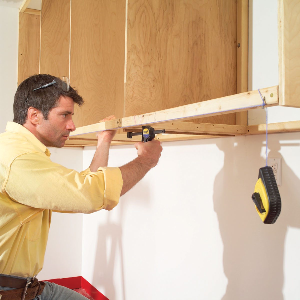 Align the bottom ladder