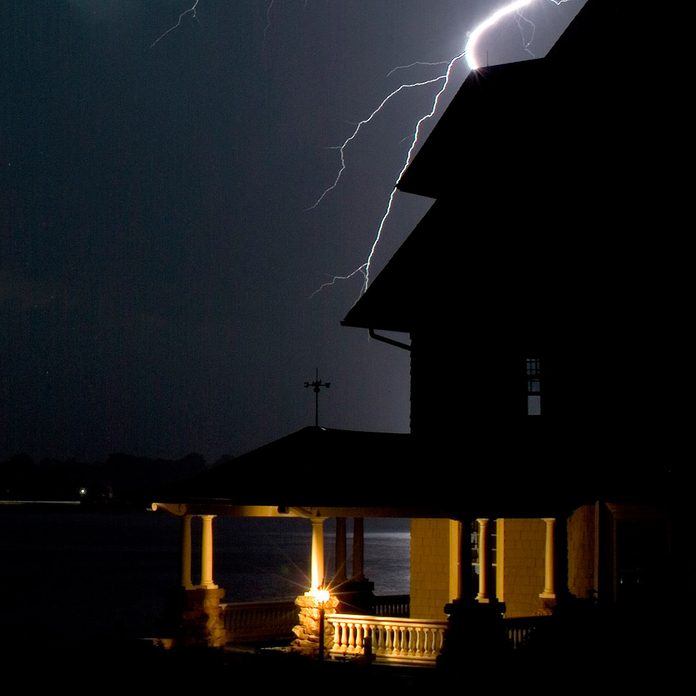 storm lightening house