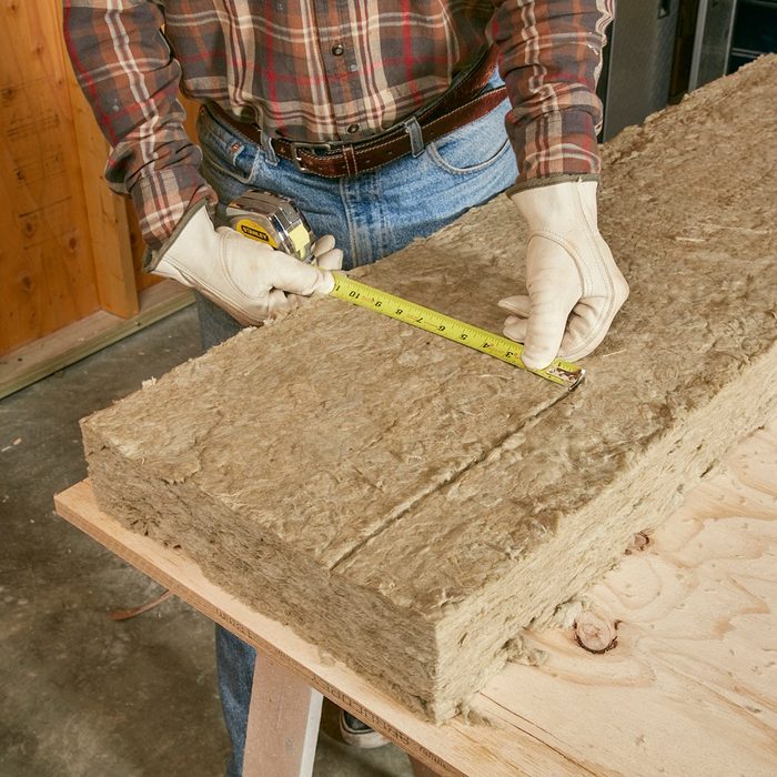 Cutting Mineral Wool