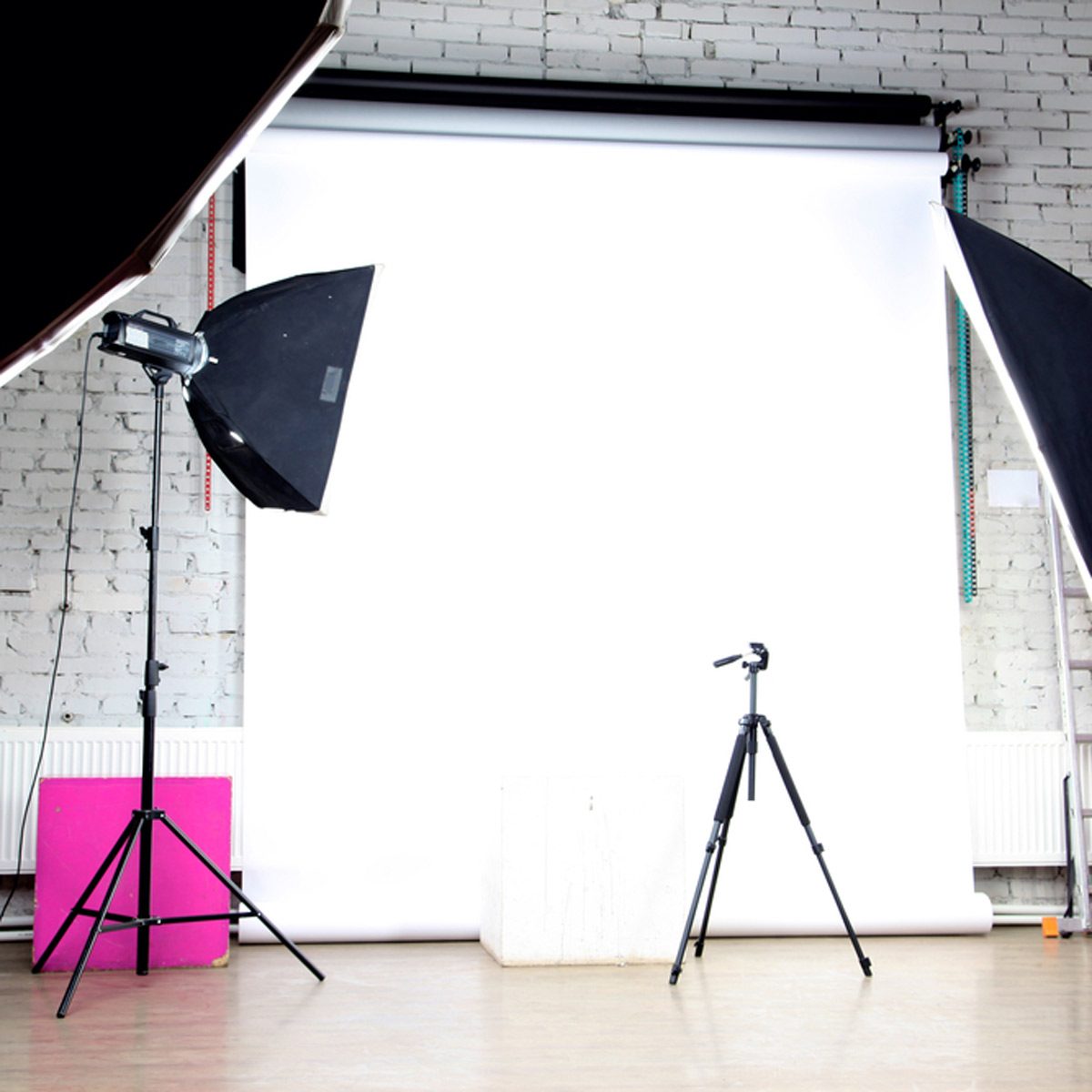 shutterstock_120995593 photography studio