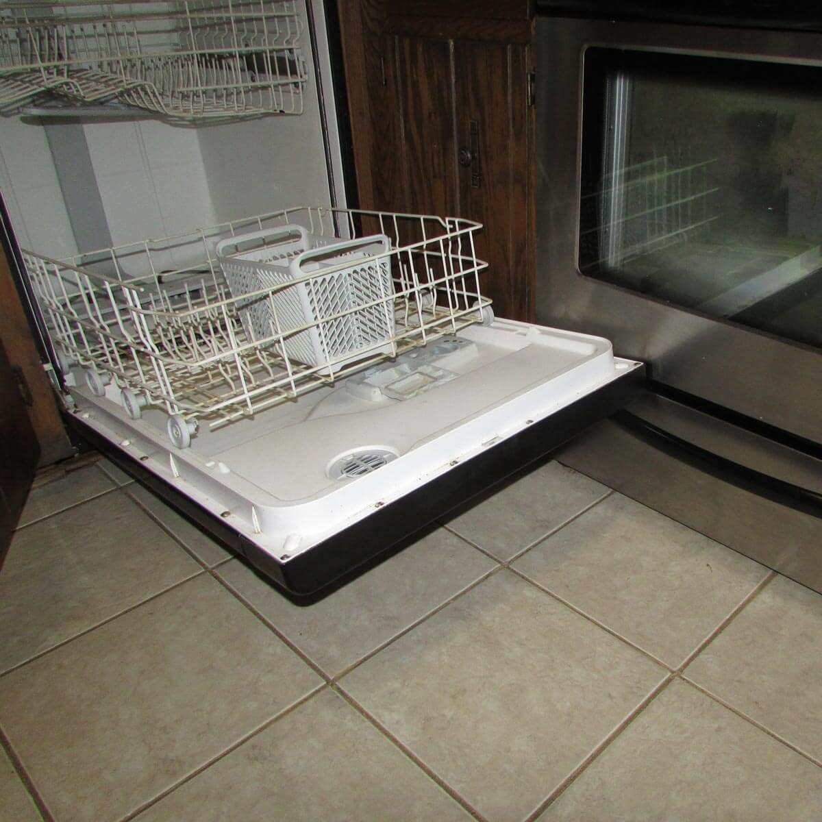 Dueling appliance doors