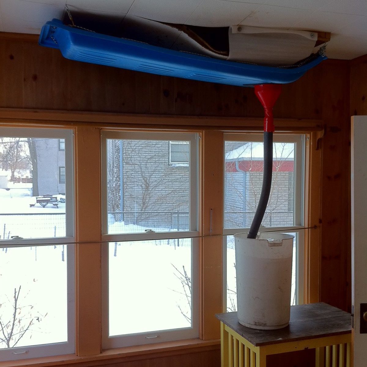 Toboggan ice-dam solution