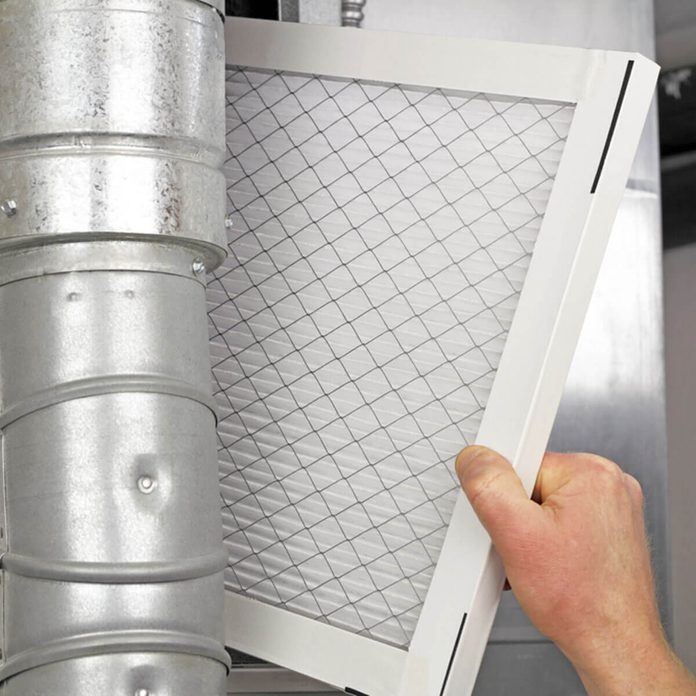 dfh5_shutterstock_73233349 change furnace filter