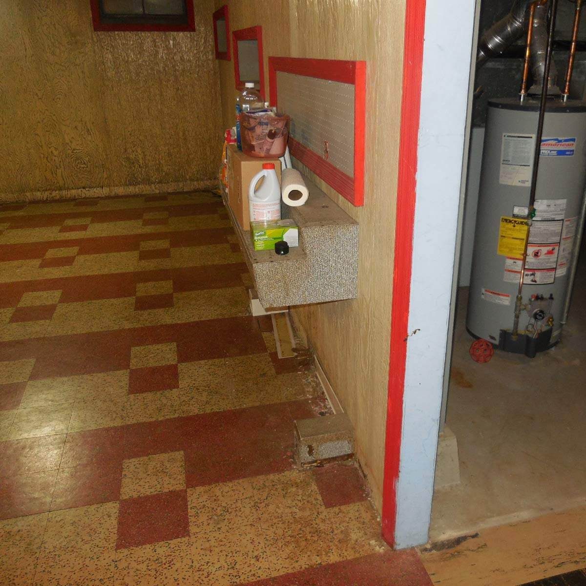 Find the piano in this picture