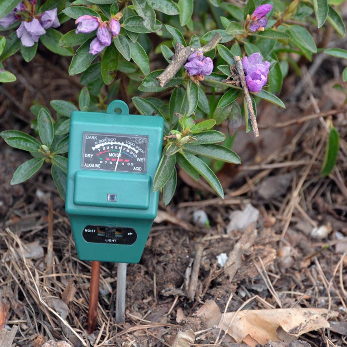 dfh17_shutterstock_628651649 soil ph meter