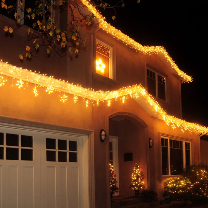 Christmas lights_90997451