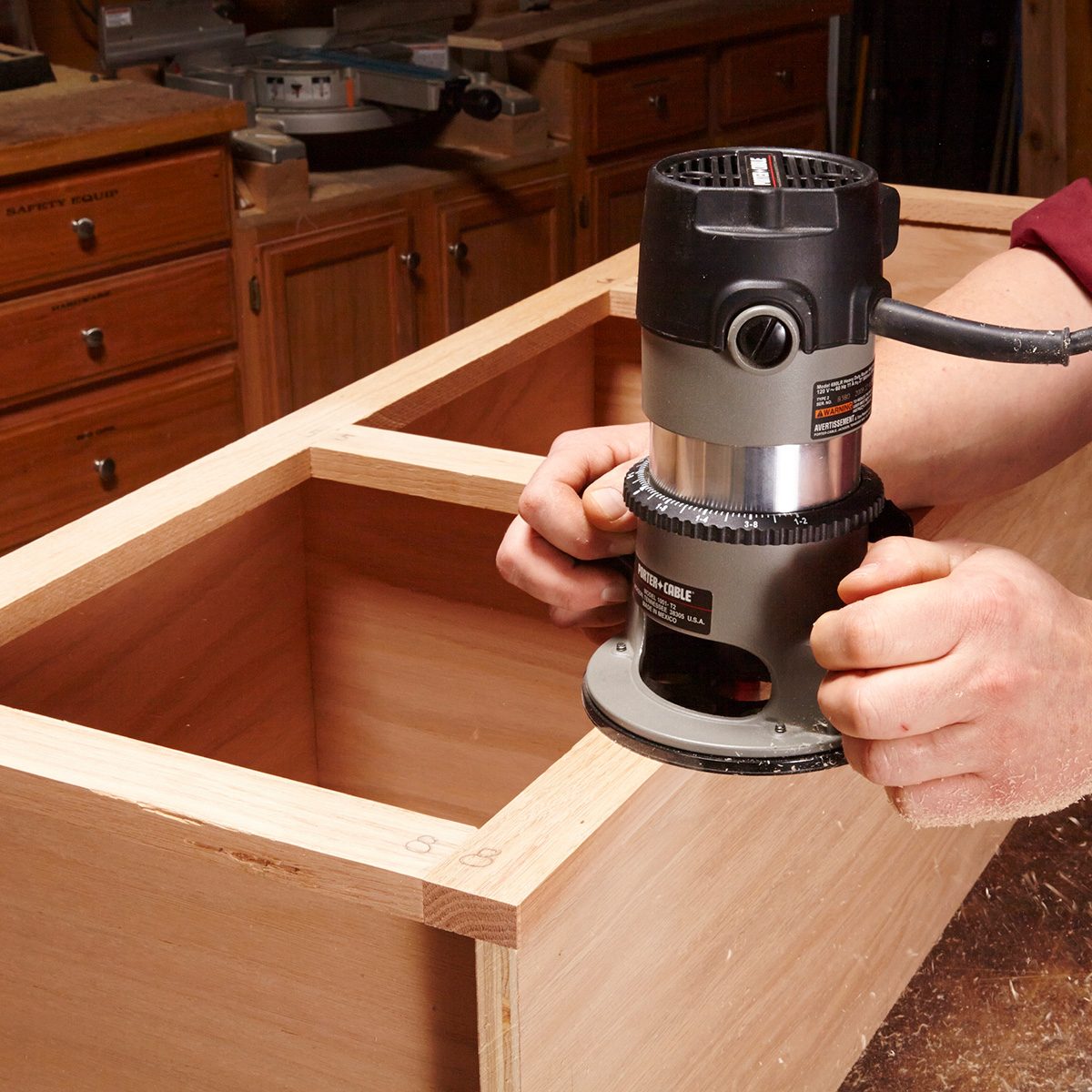 Trim frame overhang flush