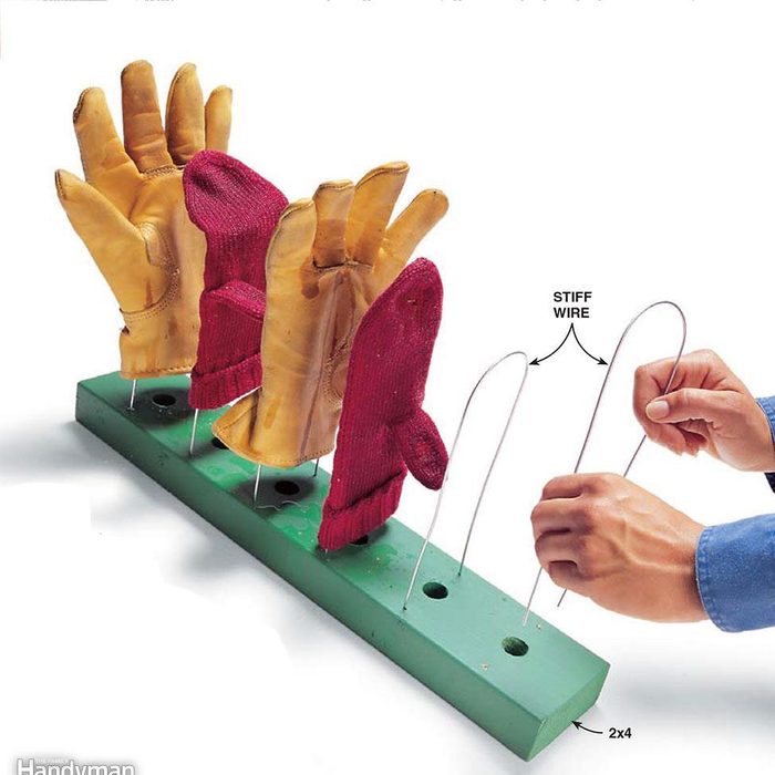 Rack to dry mittens and shoes