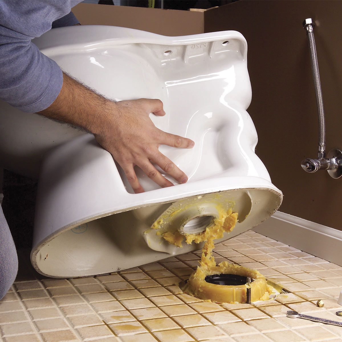 How to Replace a Toilet