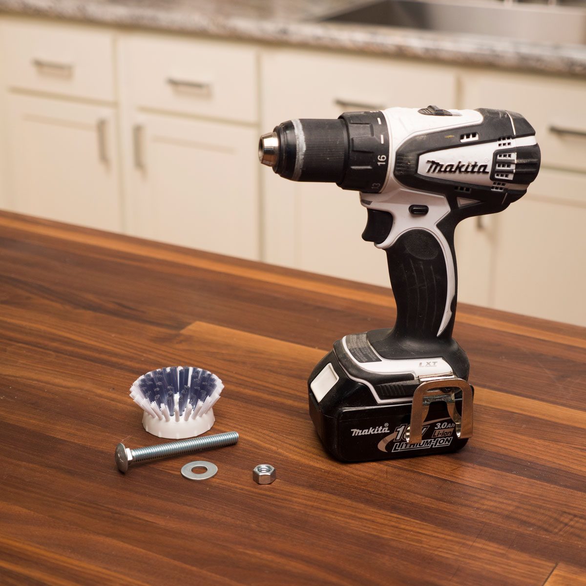 HH Brush cleaning drill