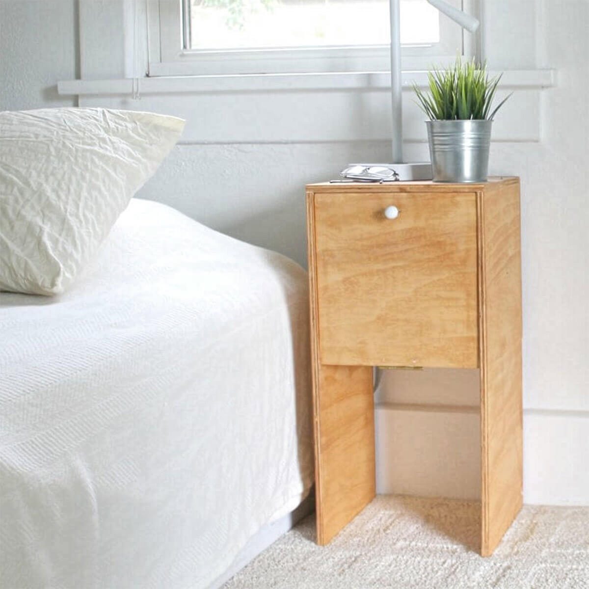 Easy, Affordable and Stylish Plywood Nightstand 