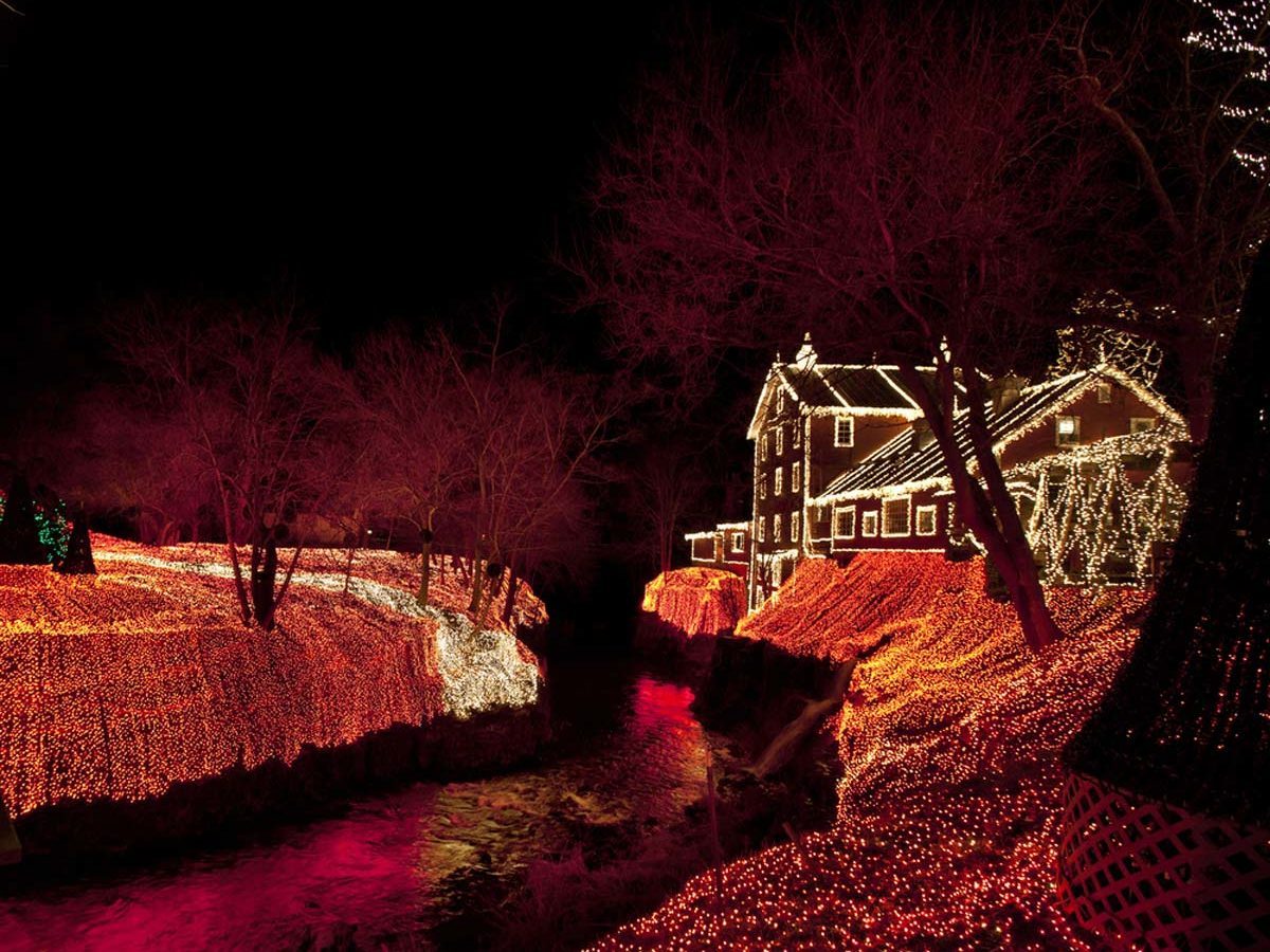 Clifton Mill Christmas Lights