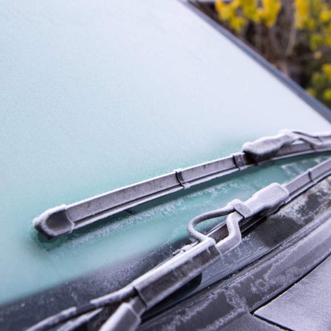 defog car windshield