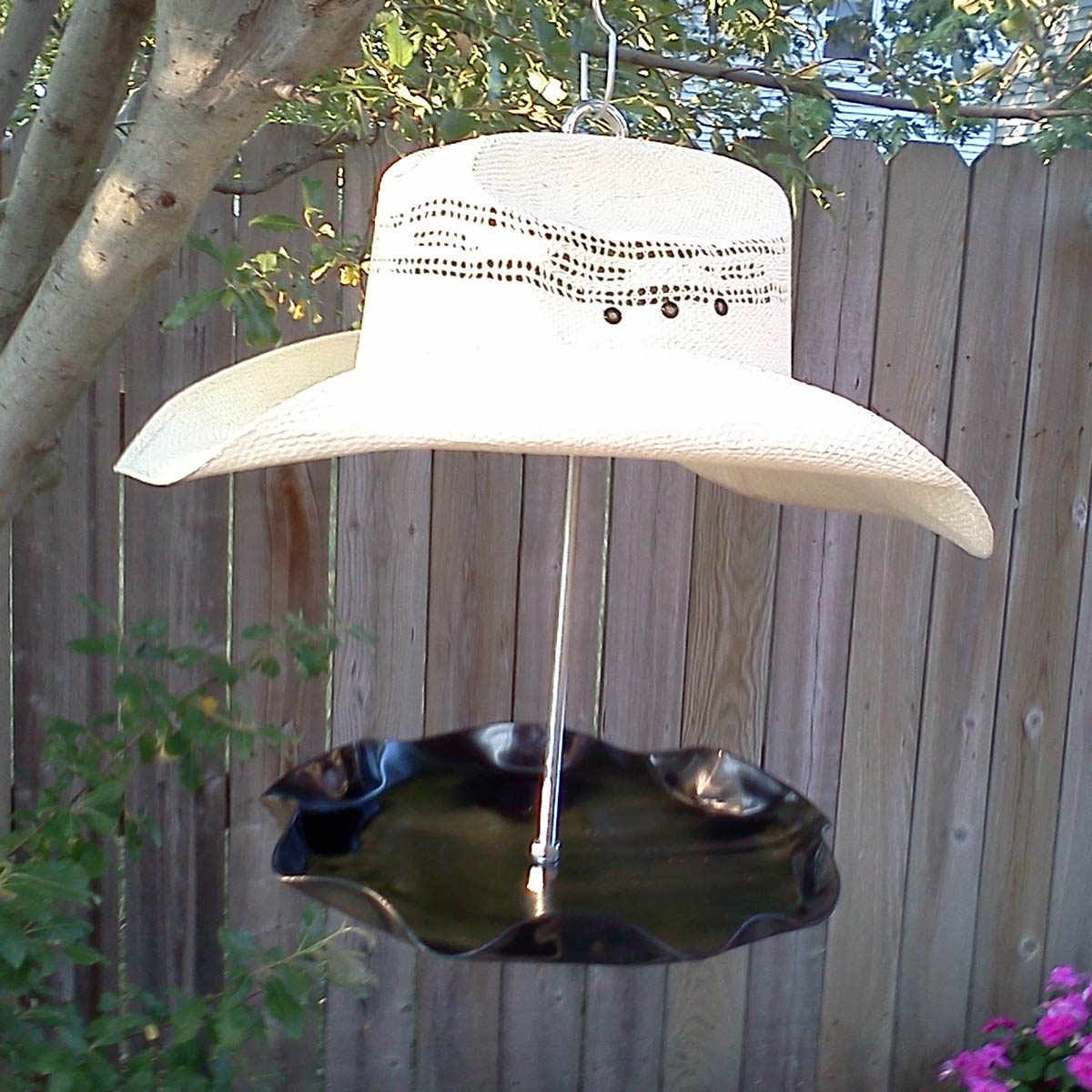 Cowboy-Hat-Bird-Feeder
