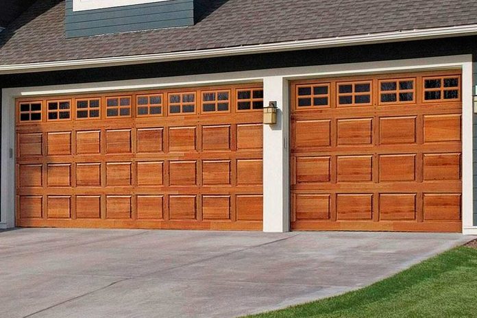 Clopay garage door
