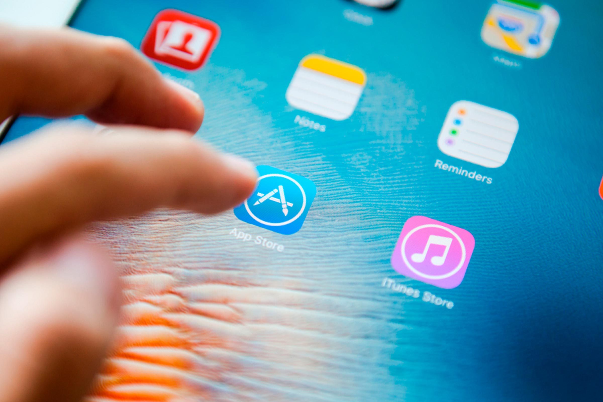 Understanding the Apple HomeKit App