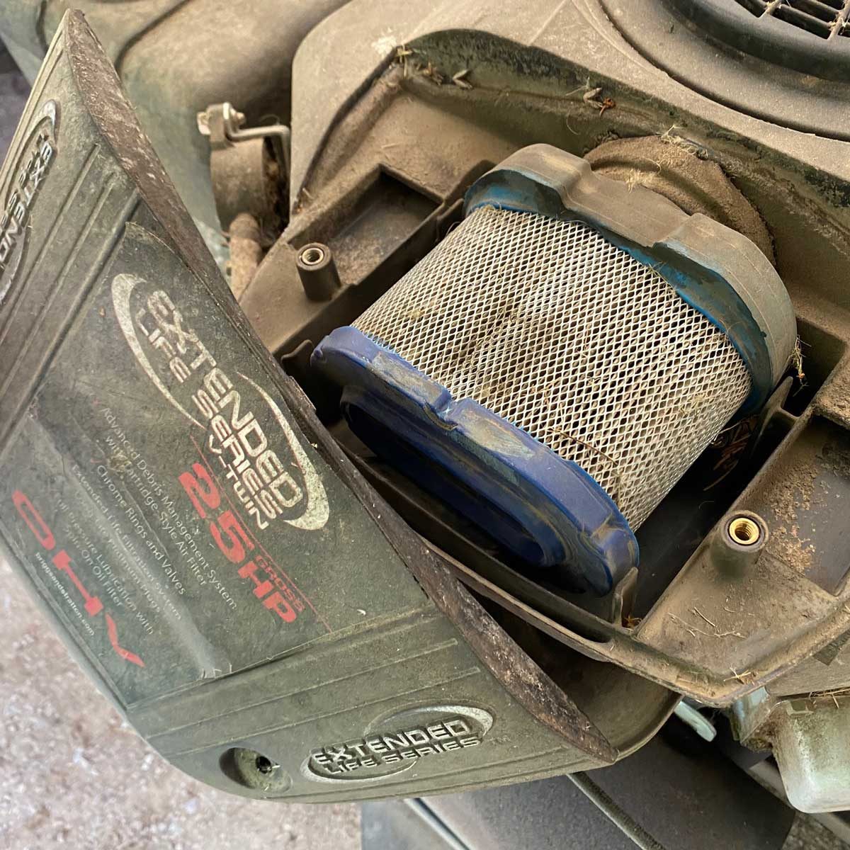 2 Remove Filter Housing