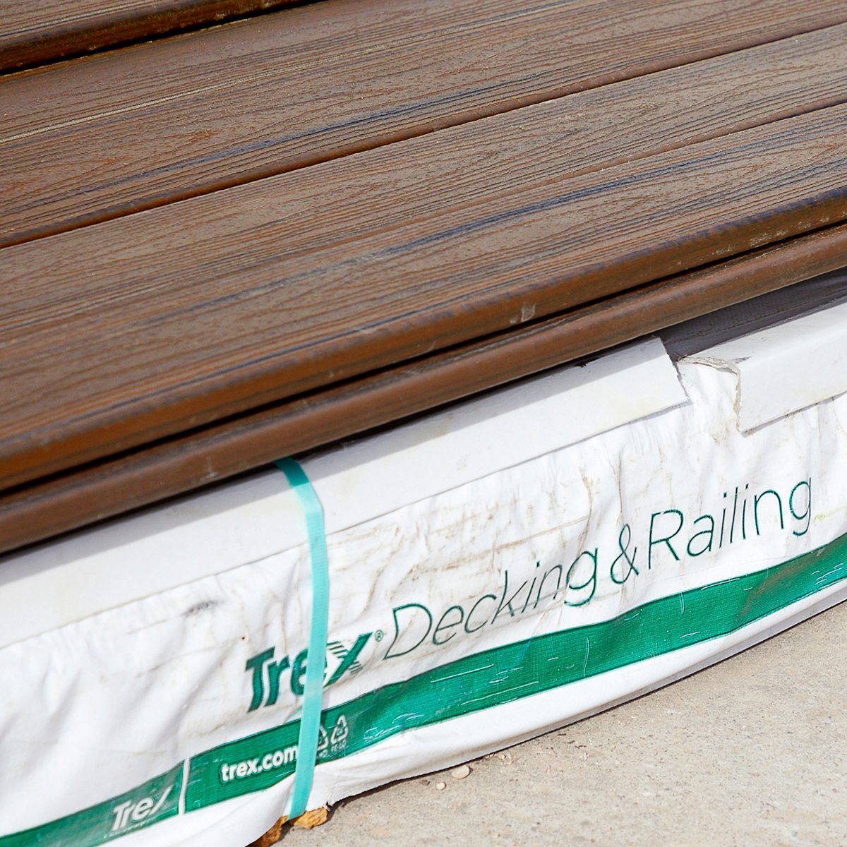 Fh22jun 618 50 039 Add Worry Free Cladding How To Build Custom Composite Benches