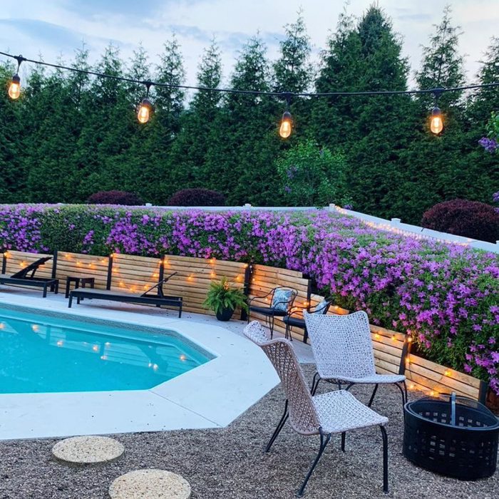 Horizontal Slat Wood Fence Courtesy @sherylsandersdesigns Via Instagram