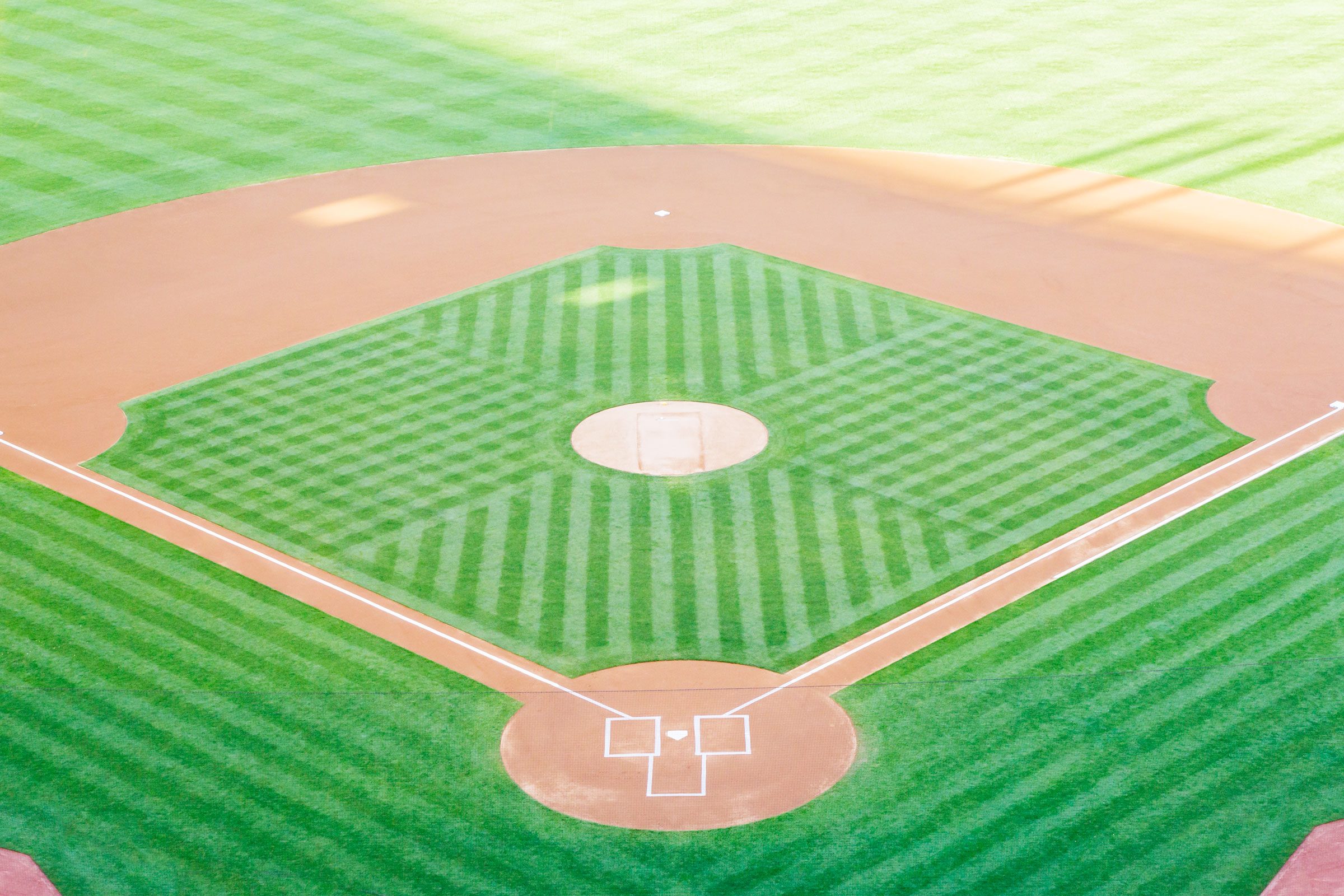 Want Your Lawn to Look Like a Major League Ballpark? Here’s the Secret