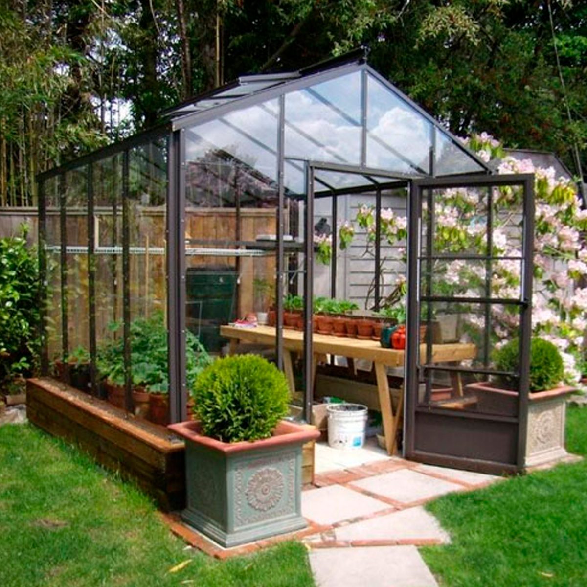 The Legacy 8&times;8 Greenhouse