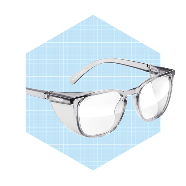 Transparent glasses are displayed, highlighting their design against a light blue grid background, emphasizing their clarity and style.