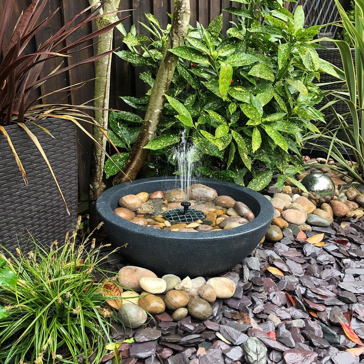Solar Pump Bowl Fountain Courtesy @myhomemygardenmystyle Via Instagram