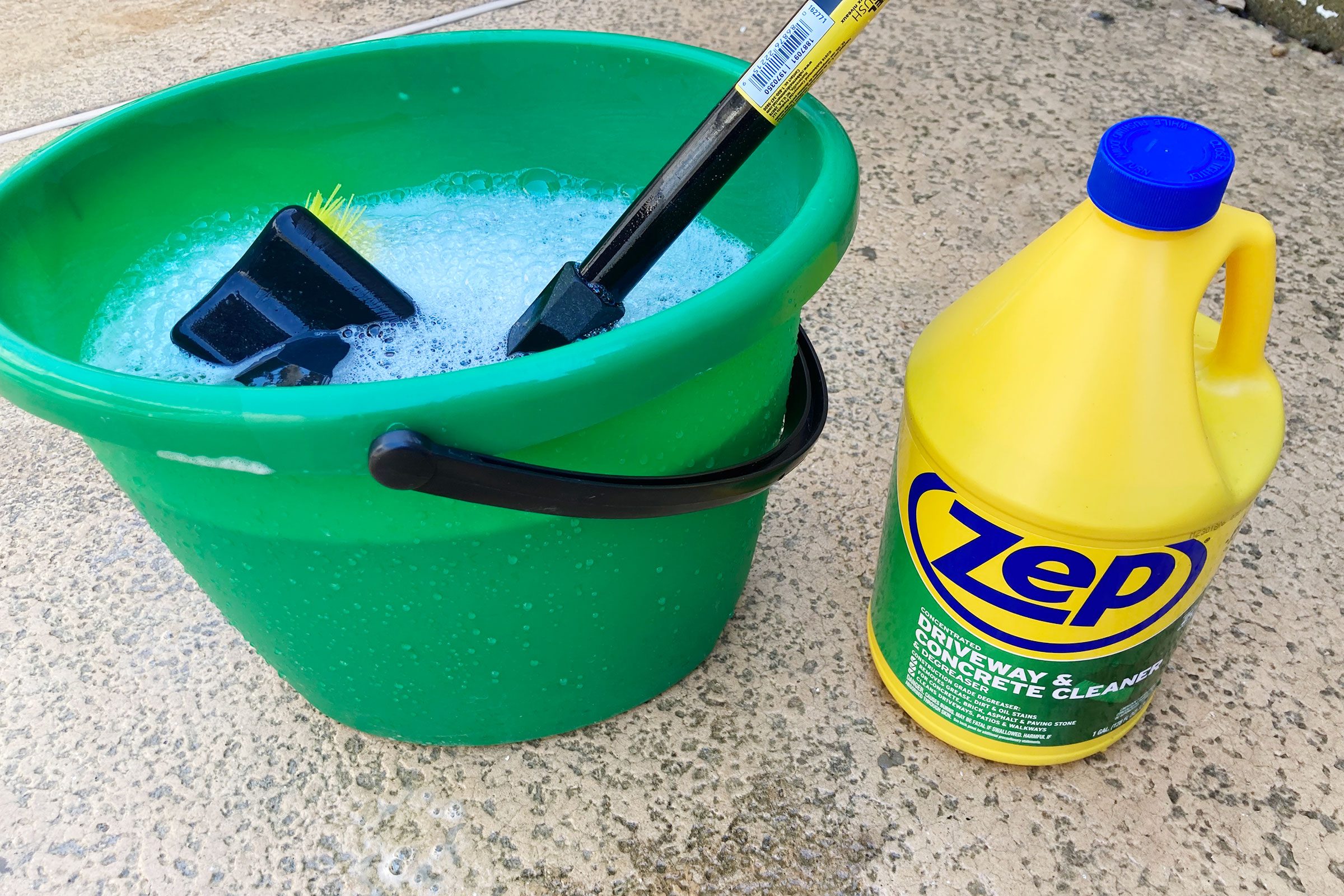 Patio Bucket And Brush Edit