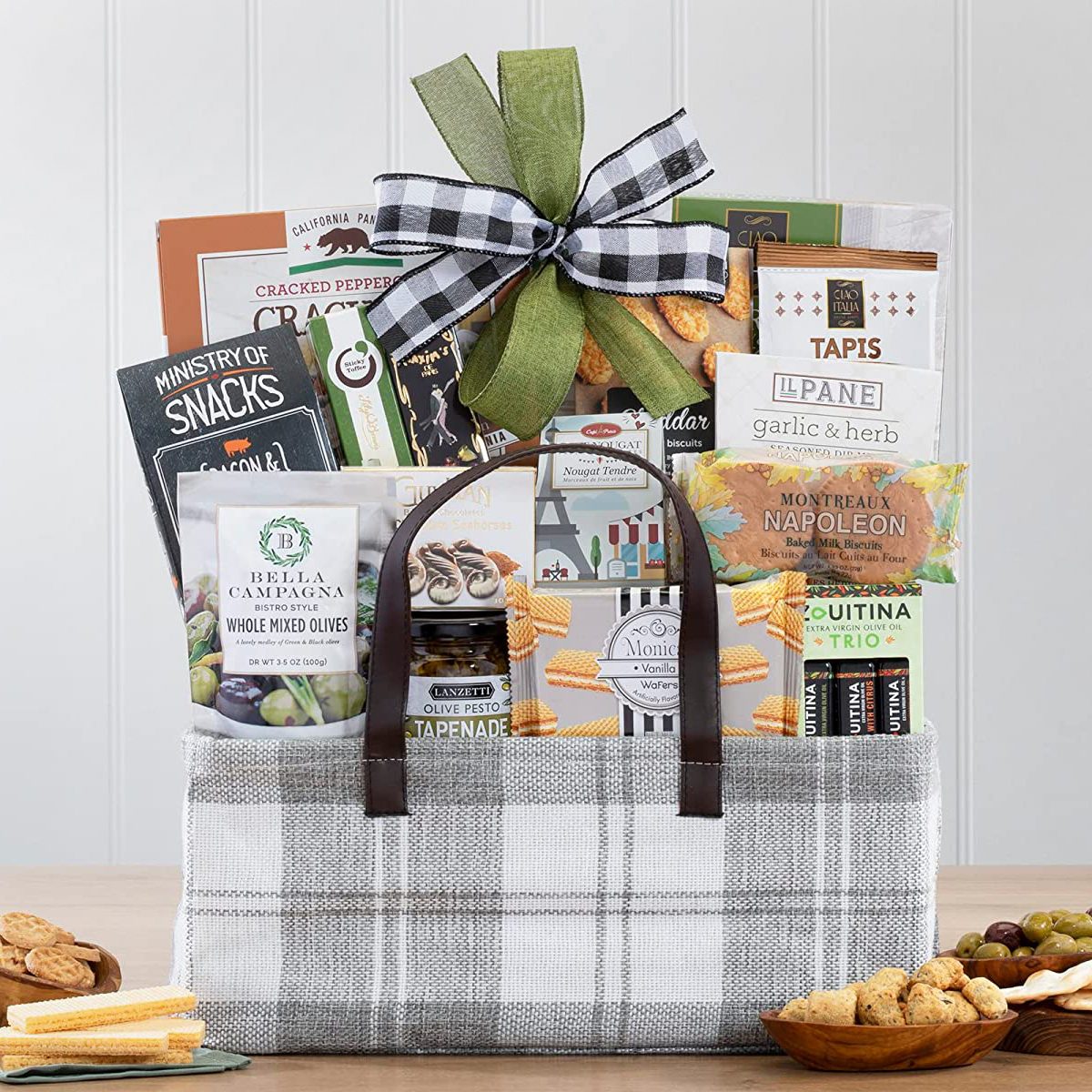 15 Premade Father’s Day Gift Baskets