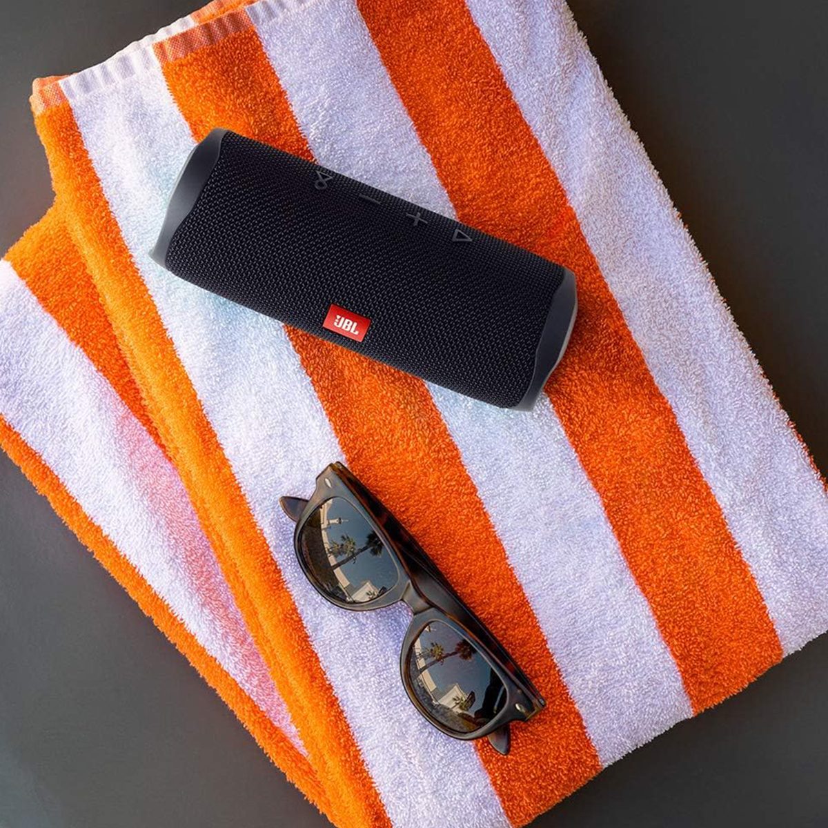 The 20 Best Men’s Gifts on Amazon That’ll Arrive in No Time