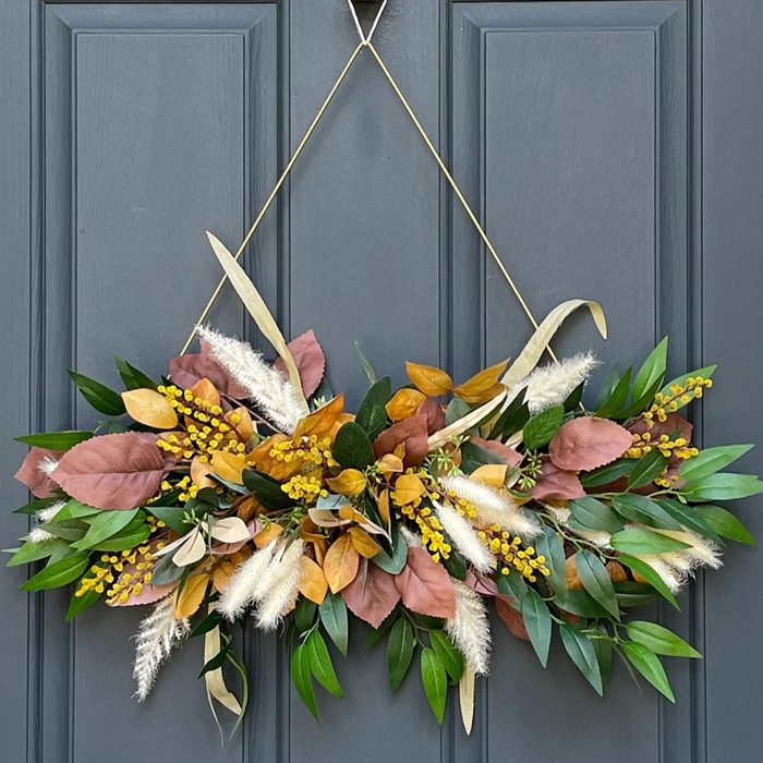 Modern Triangle Wreath Courtesy Darling Grape Instagram