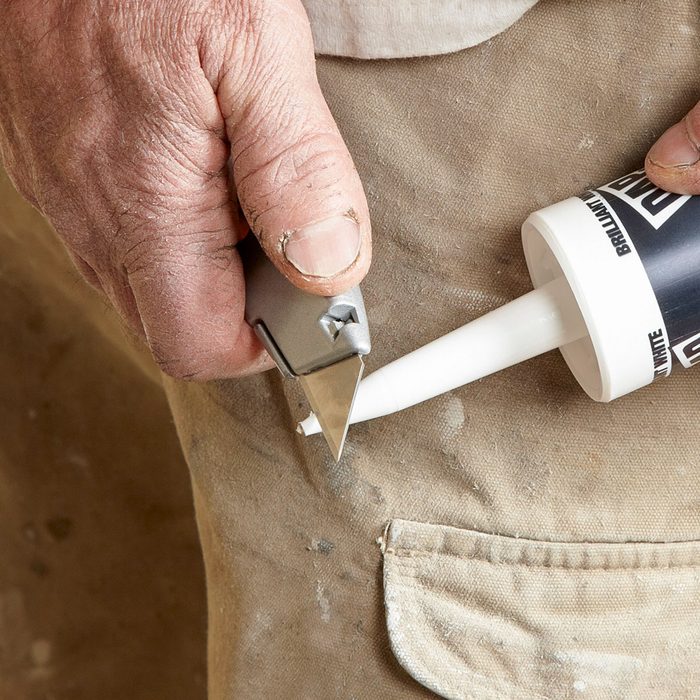 Cutting Caulk Tube Tip