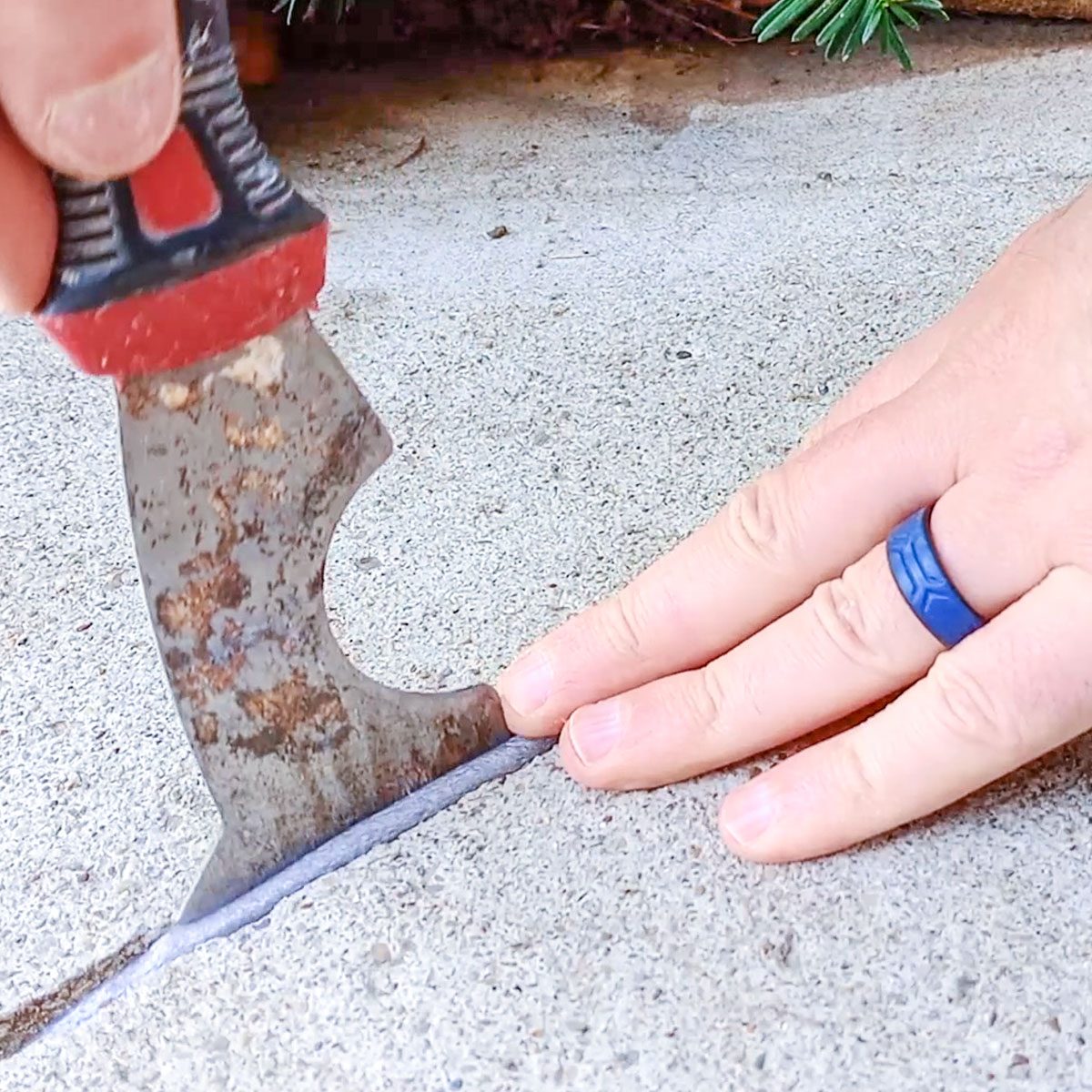 Cutting foam with Metal Scrapper