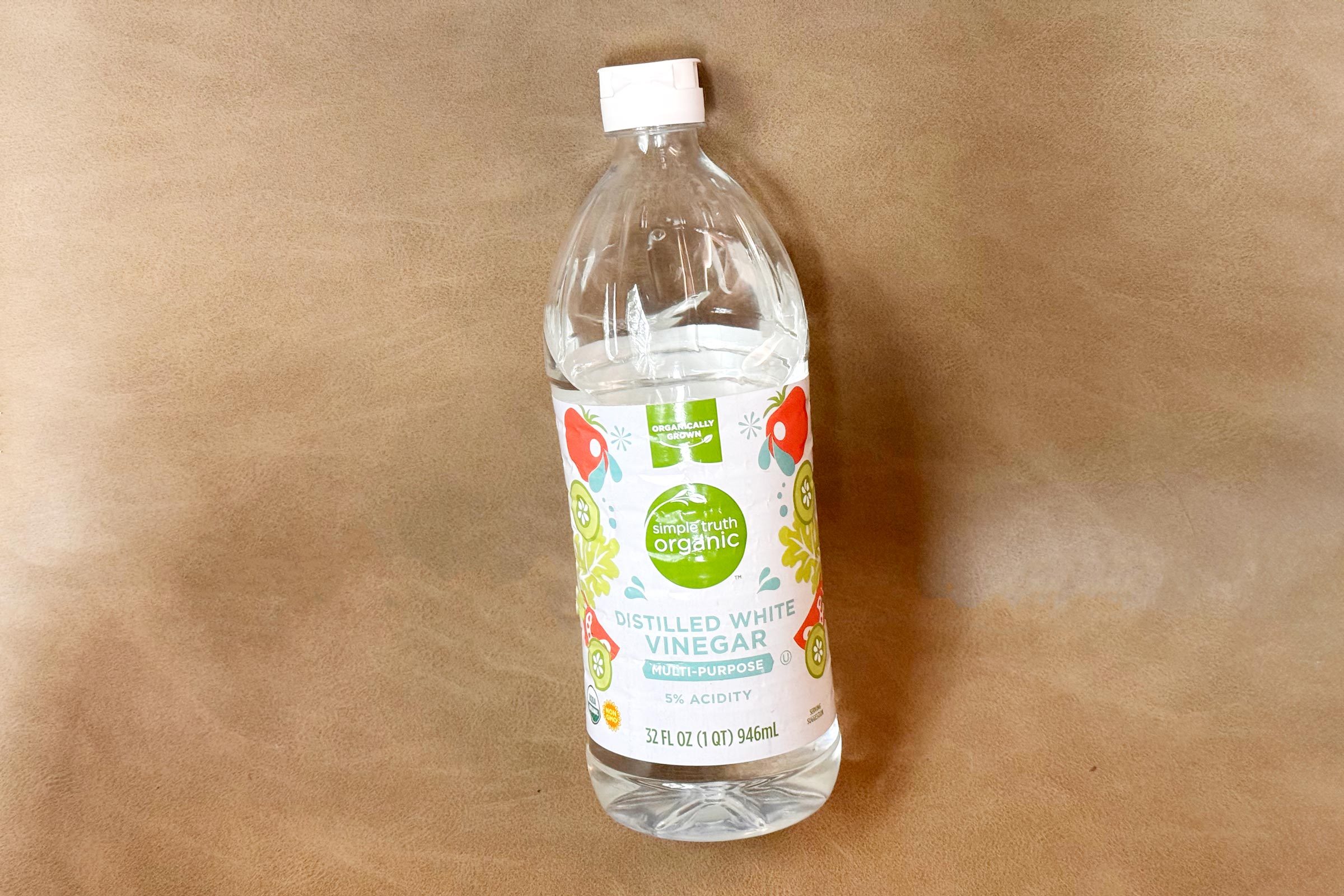 bottle of white vinegar