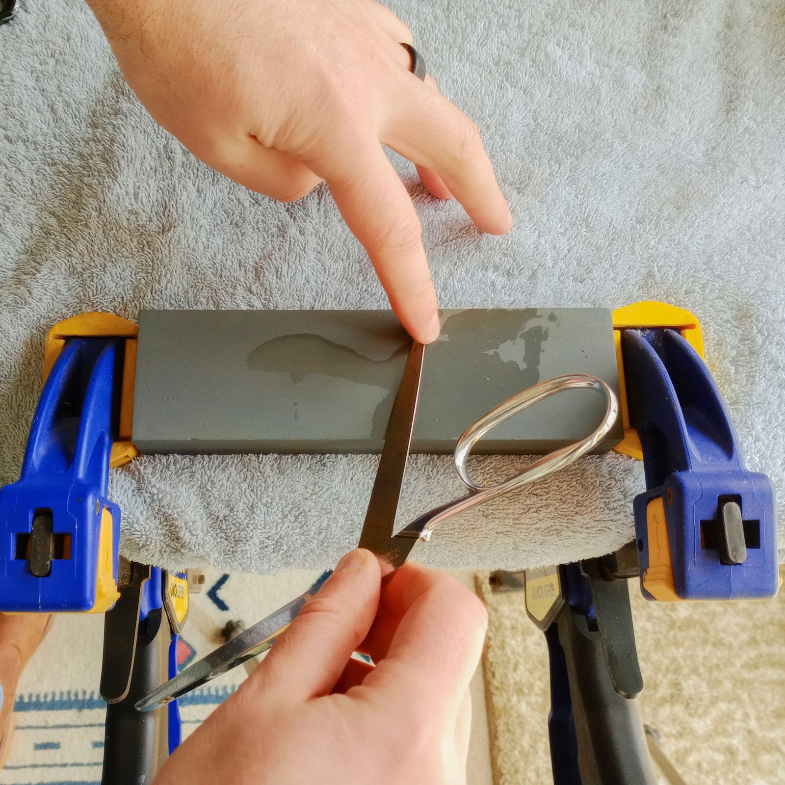 How To Sharpen Scissors Effectively