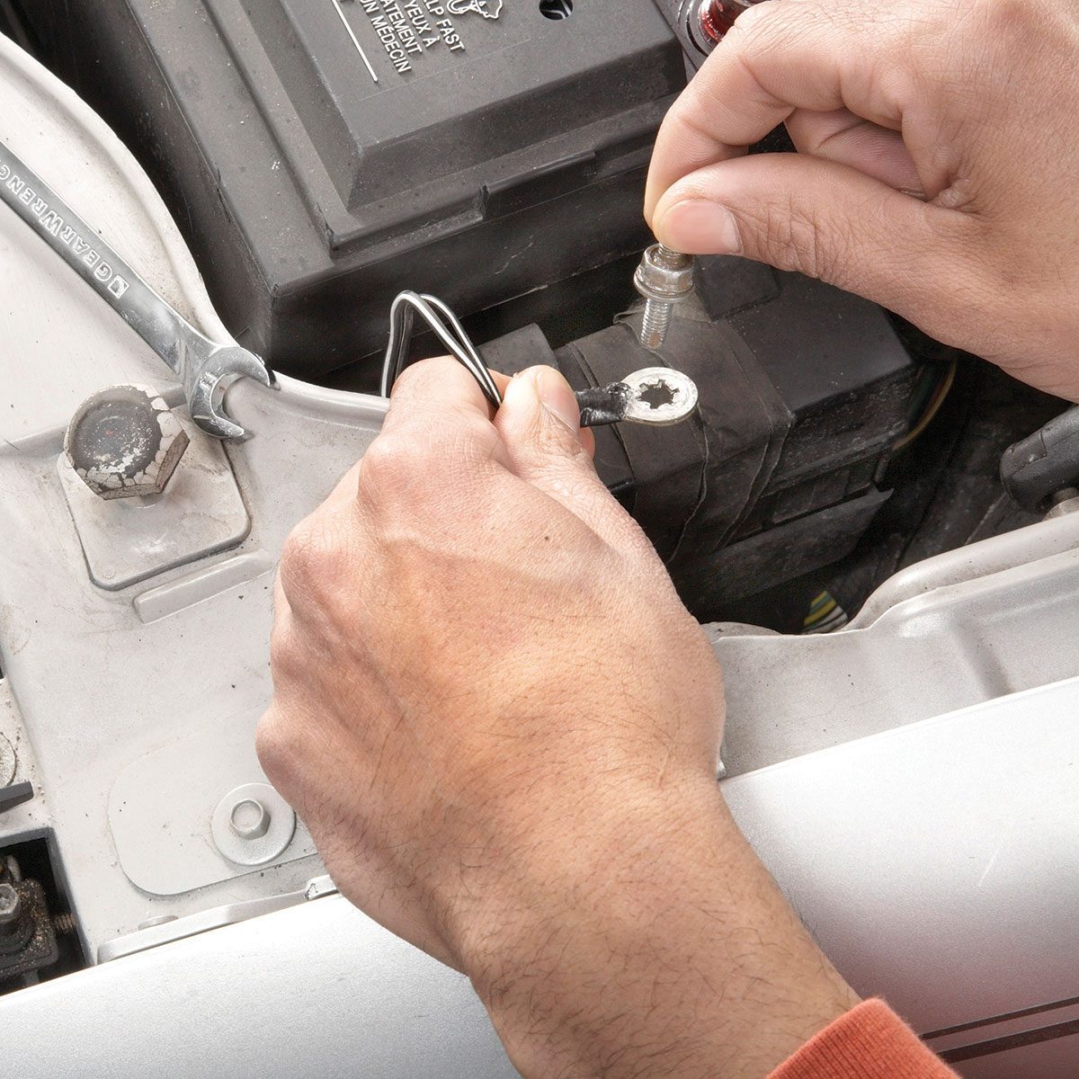 Disassembling the connection