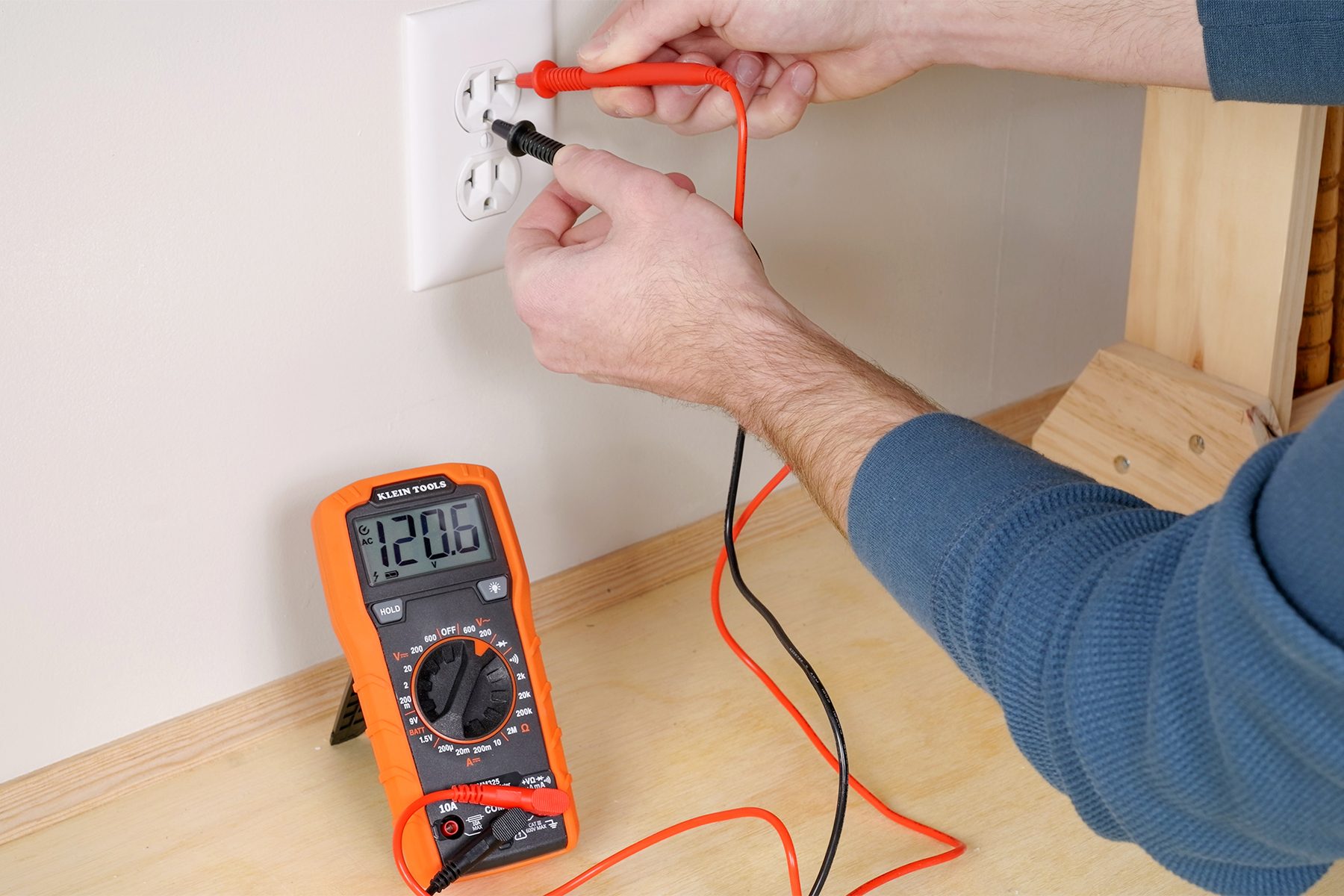 How To Use A Multimeter Fhmvs23 Mr 11 07 23 Multimeter 4