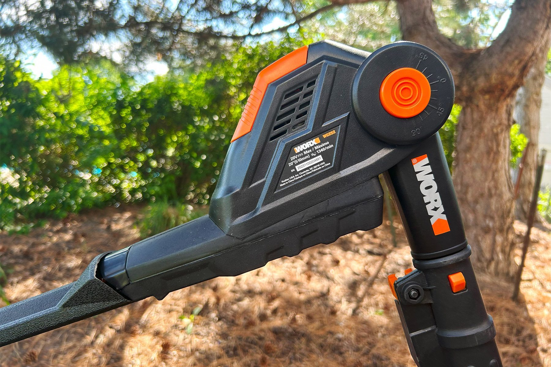 Worx Wg252 20v 20 Inch Cordless Hedge Trimmer