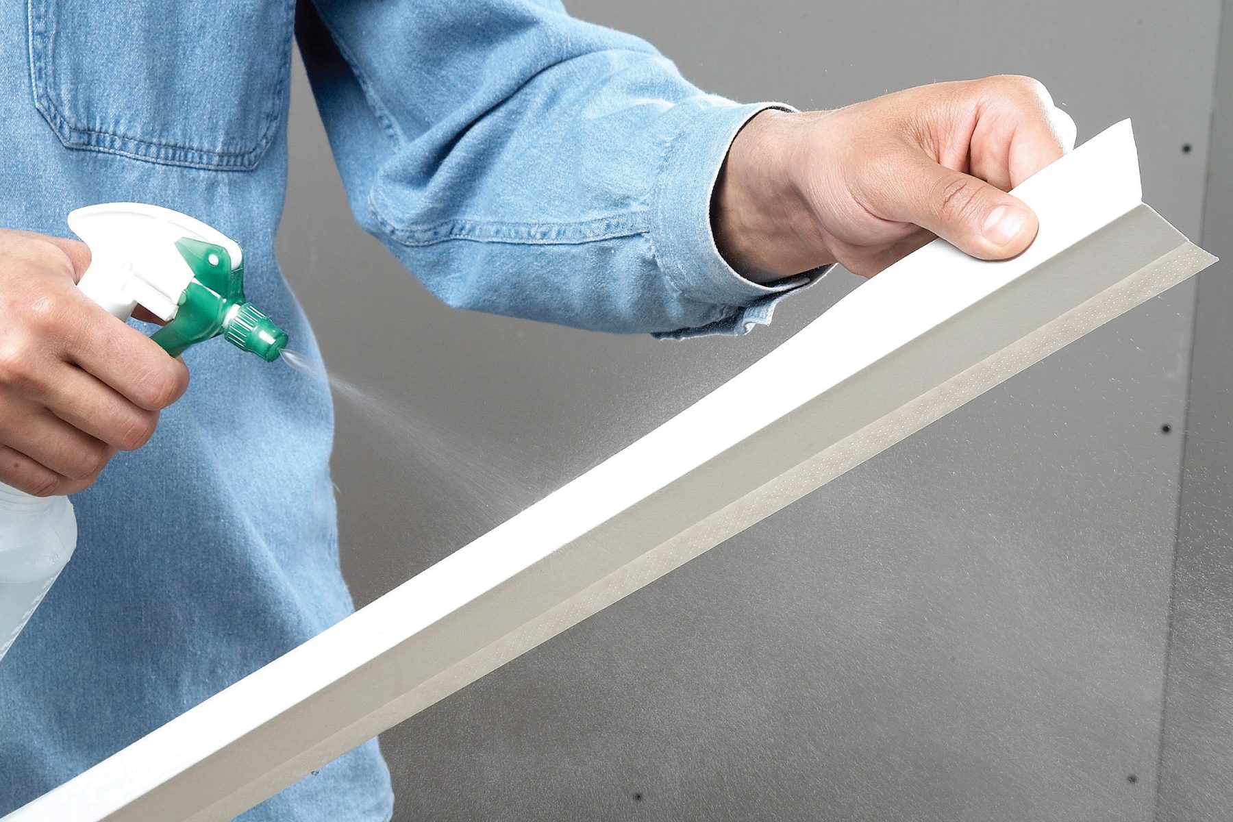 How To Install A Paper Faced Drywall Corner Bead Mist the wall beading