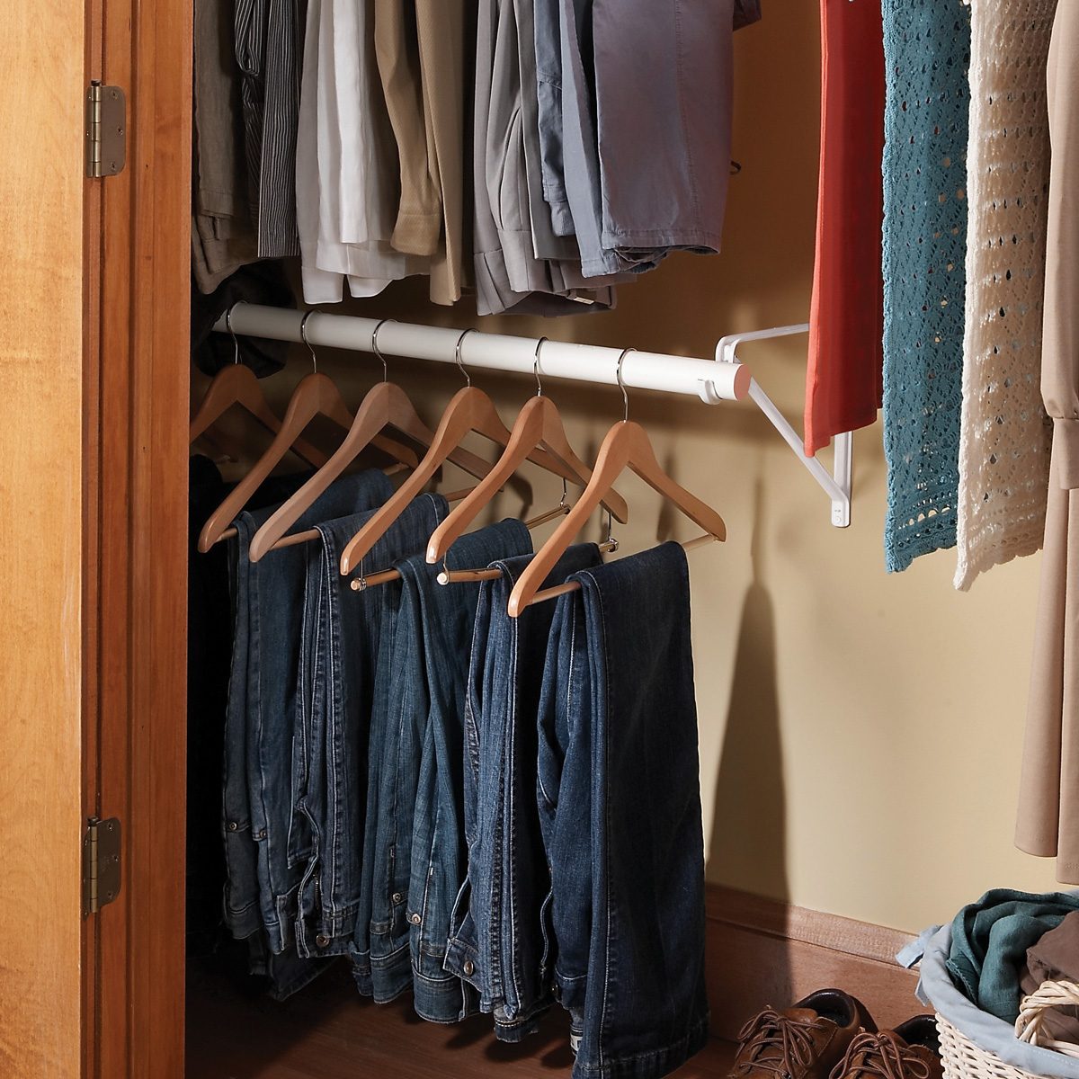 Double-decker closet rod