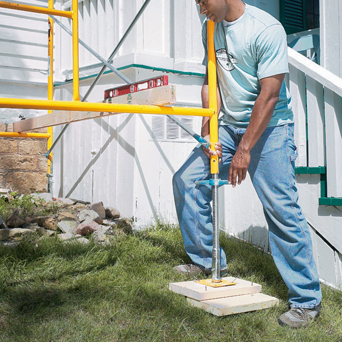 How To Work With Scaffolding Safely Fh02oct 02779 004