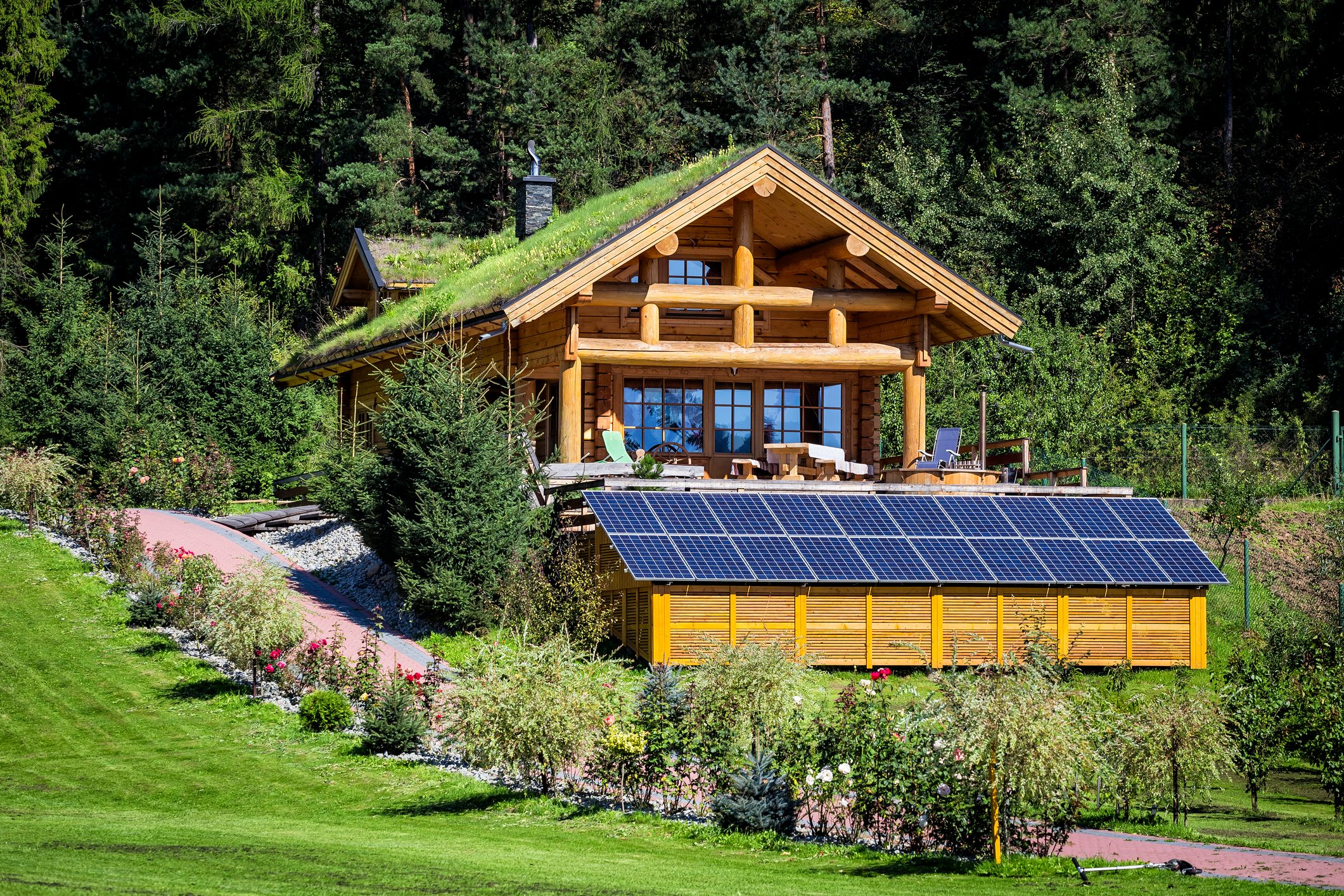 The Best Off-Grid Power Systems Explained