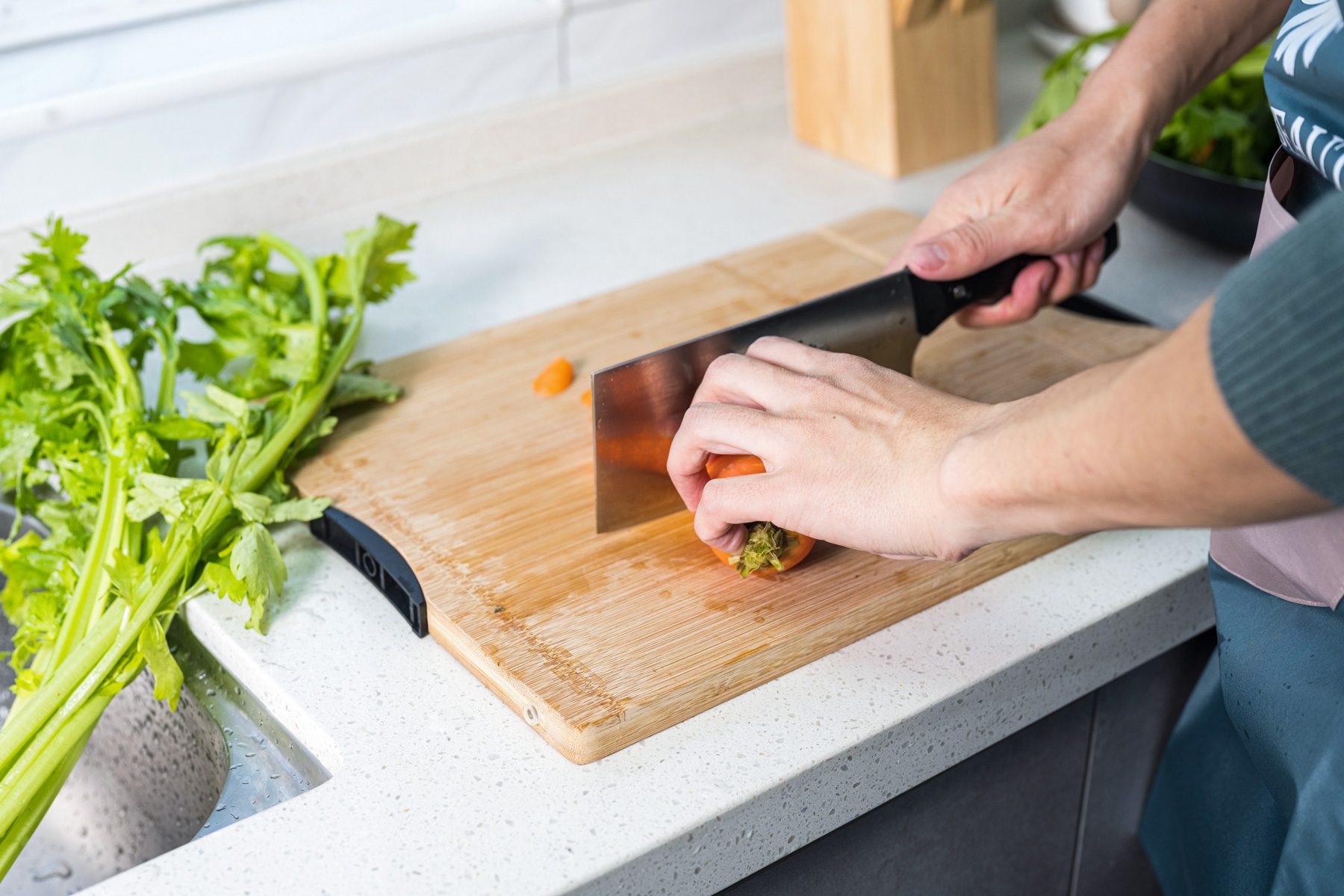 using chopping board on quartz counter top