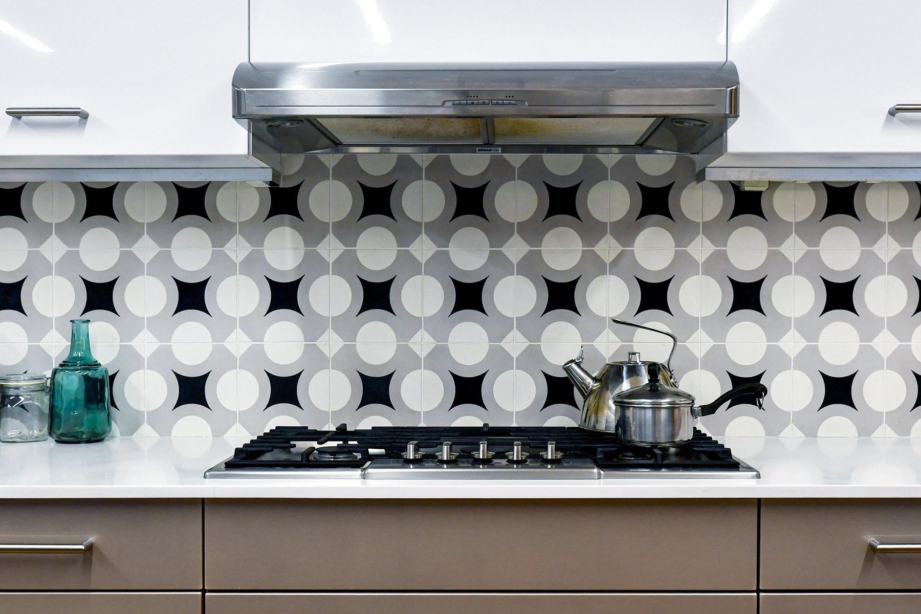 Can You Paint a Kitchen Tile Backsplash (And Should You?)