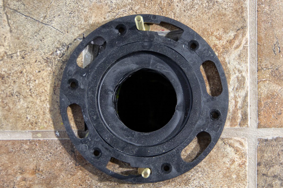 toilet mounting plate