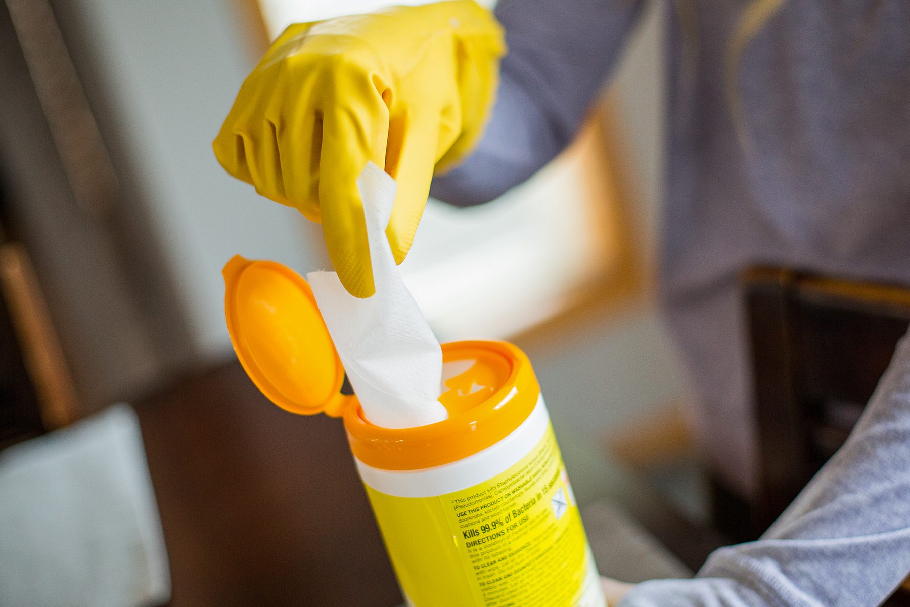 The Dangers Of Overusing Disinfectant Wipes (and What To Use Instead) Gettyimages 1213919254