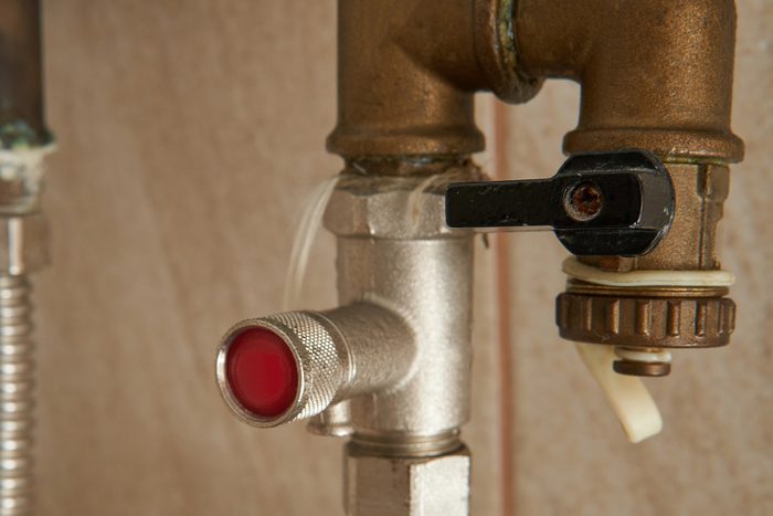 water shut off valve