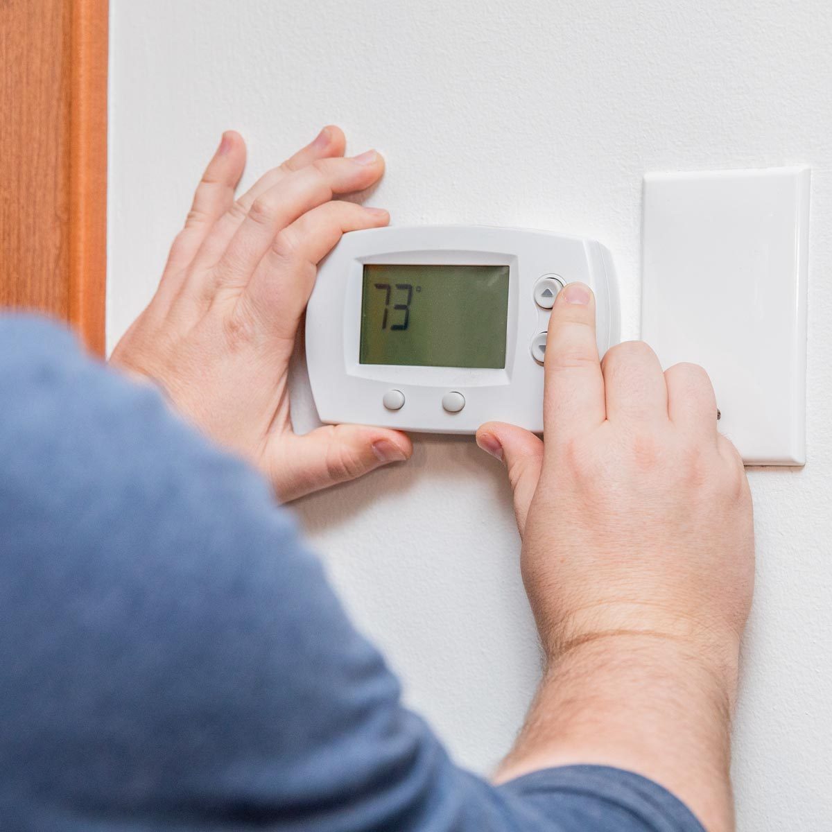 13 Tips To Help Identify And Prevent A Mold Problem In Your House - monitor air quality