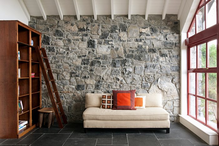 15 Amazing Accent Wall Ideas To Liven Up Your Rooms